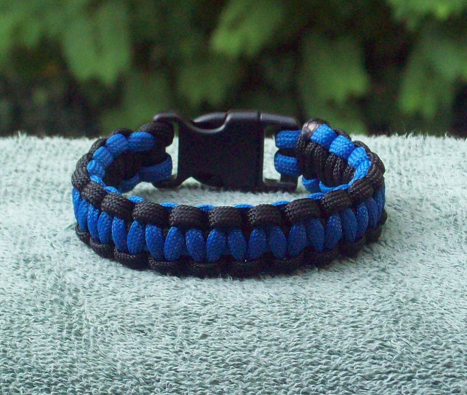 Police Thin Blue Line Paracord Bracelet (Style #1) (X-Small