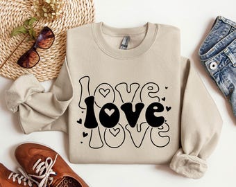 Womens Love Sweatshirt: Valentine's Day XOXO Sweater