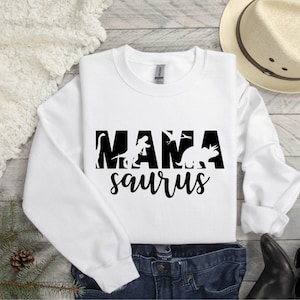 Dinosaurier Mama Saurus Sweatshirt, benutzerdefinierte Mama Dinosaurier Leben Sweatshirt, Muttertag Hoodie, lustiges Muttertagsgeschenk, Mutter von Jungen, Junge Mama Geschenk