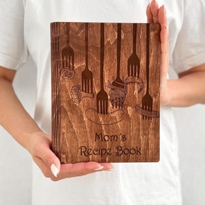 Custom Wooden Recipe Book, Personalized Family Cookbook, Recipe Journal, Perfect Mother’s Day Gift, Blank Recipe Binder for Mom & Daughter