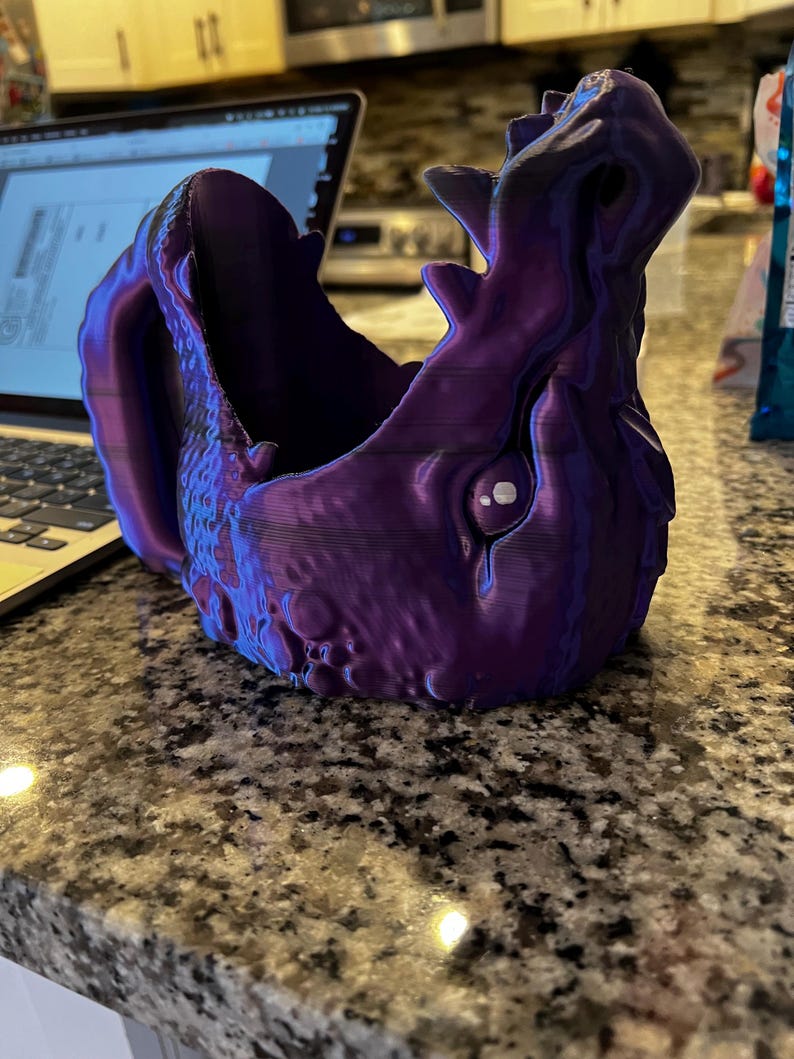 Dragon Ice Cream Holder image 8