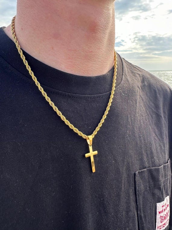 メンズゴールドクロスネックレス：18Kゴールドメッキステンレス