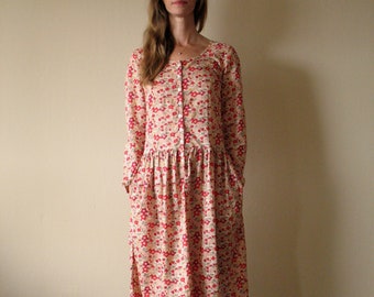 1970s CACHAREL Liberty of London floral dress