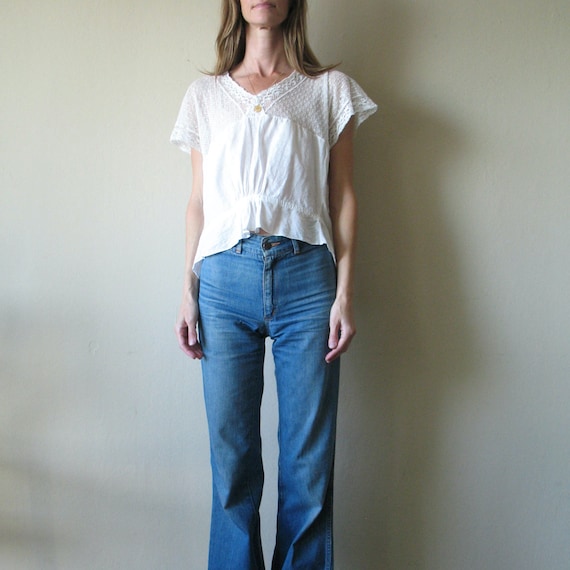 antique white lace blouse - image 3