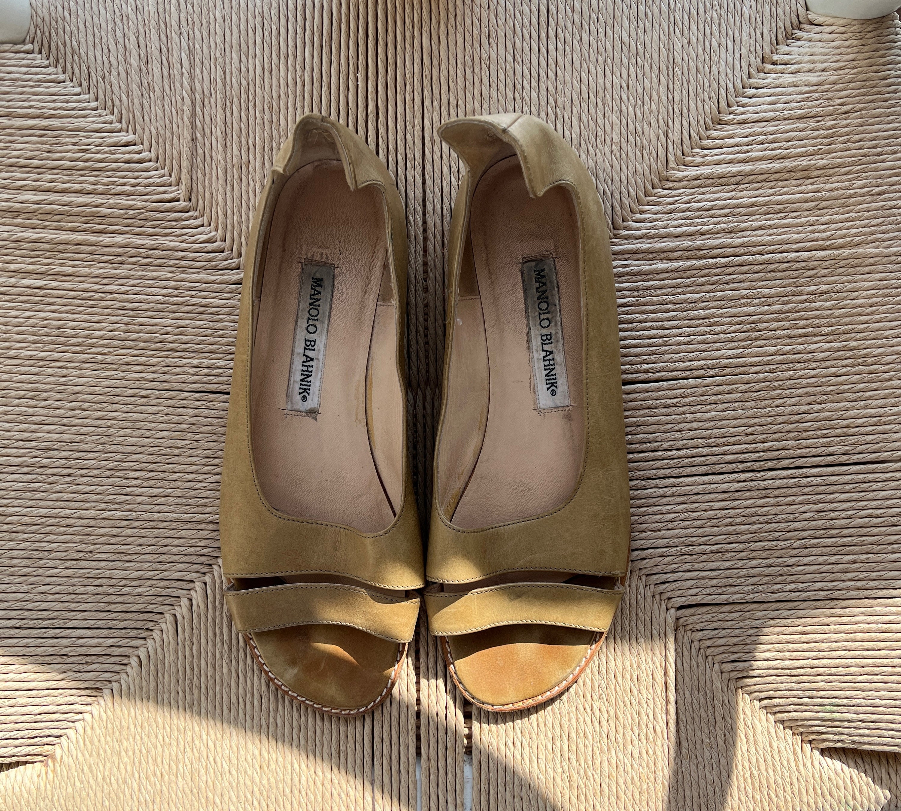 Manolo Blahnik 37 - Etsy Manolo Blahnik 37 - Etsy
