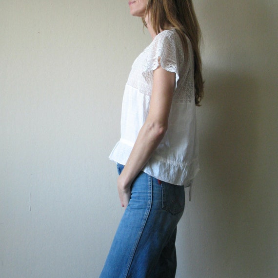 antique white lace blouse - image 4