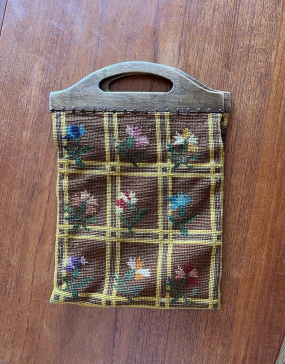 1940s floral cross stitch purse - image 6