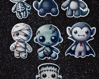 Crochet Halloween Animal Stickers, Waterproof Vinyl Stickers (Set of 7)