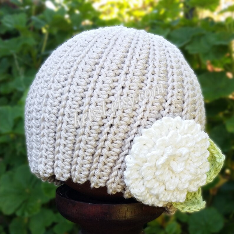 Crochet baby hat pattern for baby with large flower and leaves beanie for girls cute pretty photography prop toddler baby pattern image 2