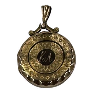 Antique 9ct Yellow Gold Locket