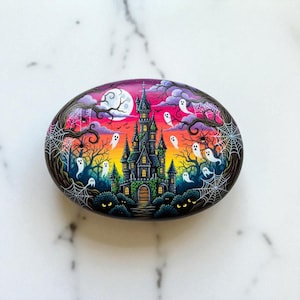 halloween witch rock art, Halloween Art Stone, Spooky Holiday Decor, Halloween Painted Stone, Halloween hand painted, halloween art stone