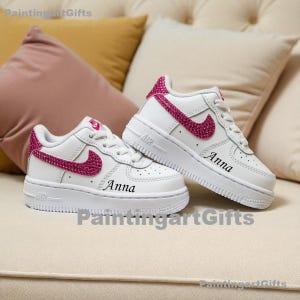 Gepersonaliseerde bruiloftsneakers: roze strass Air Force 1 custom schoenen