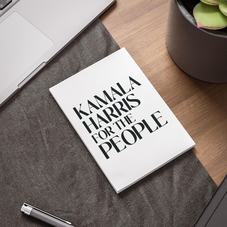 Kamala harris pensebête élection 2024 post it vote président harris