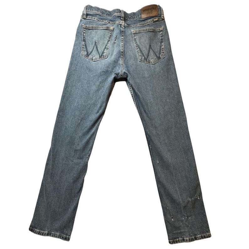 Wrangler Relaxed Fit Mens Jeans 32x32 (30x31) Blue Denim Distressed 10MGW25RI image 1