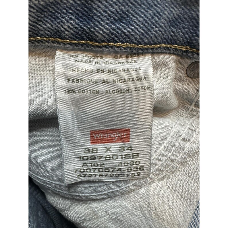 Wrangler Jeans Mens 38x34 (37x32) Light Wash Blue Straight Leg Denim Comfort image 11