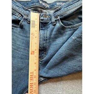 Wrangler Relaxed Fit Mens Jeans 32x32 (30x31) Blue Denim Distressed 10MGW25RI image 15