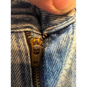 Vintage Wrangler Mens Jeans 34x30 (32x29) Light Wash Denim Relaxed Fit Made USA image 7