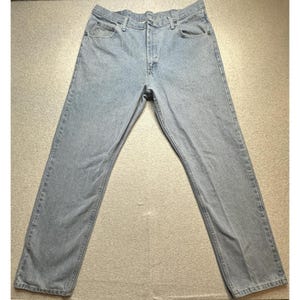Wrangler Jeans Mens 38x34 (37x32) Light Wash Blue Straight Leg Denim Comfort image 2