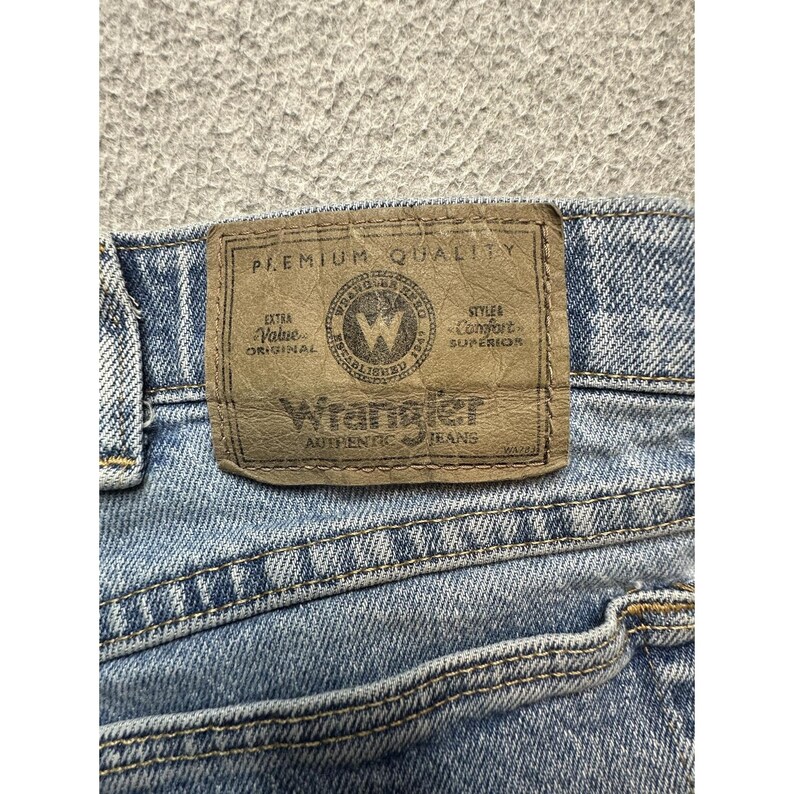 Wrangler Jeans Mens 36x30 (36x29) Light Wash Comfort Fit Stretch Denim Relaxed image 15