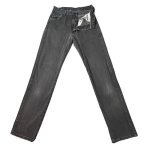 Calça jeans vintage Wrangler masculina, tamanho 28x31, preta, corte cowboy, perna reta, desbotada, fabricada nos EUA. imagem 1