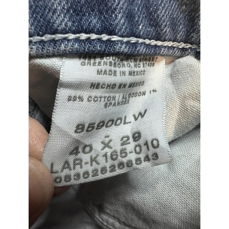VTG Wrangler 85900LW Relaxed Straight Jeans Herren 40x27 Medium Wash Blue Denim Bild 9