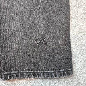 Calça jeans vintage Wrangler masculina, tamanho 28x31, preta, corte cowboy, perna reta, desbotada, fabricada nos EUA. imagem 4