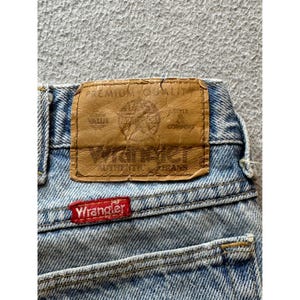 Vintage Wrangler Mens Jeans 34x30 (32x29) Light Wash Denim Relaxed Fit Made USA image 8