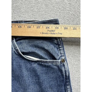 Jeans Wrangler vintage para hombre, talla 39x27.5, denim azul, tiro alto, desgastados, rotos, auténticos. imagen 9