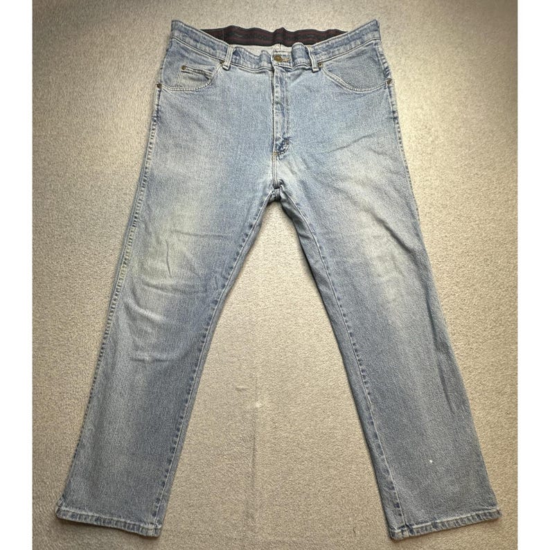 Wrangler Jeans Mens 36x30 (36x29) Light Wash Comfort Fit Stretch Denim Relaxed image 2