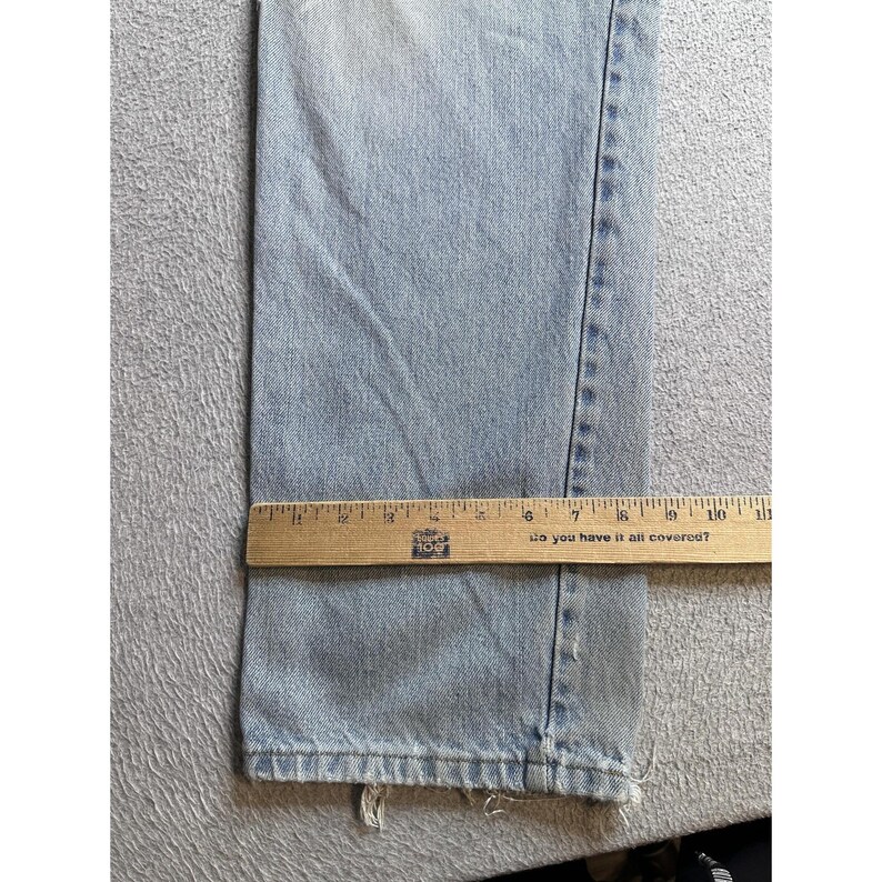 VTG Wrangler Jeans Mens 33x31 Light Wash Blue Straight Distressed Denim USA 90s image 6