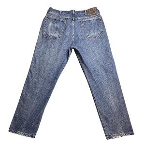 VTG Wrangler Authentic Straight Jeans Mens 34x28 Medium Wash Blue Denim Casual image 1