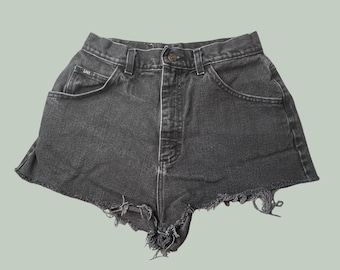 Vintage Lee Shorts Womens 10 Cutoff Black High Waisted Frayed Hem Denim 90s