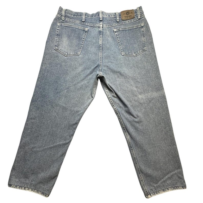 Wrangler Jeans Mens 38x34 (38x27) Blue Medium Wash Denim Relaxed Fit Straight image 1