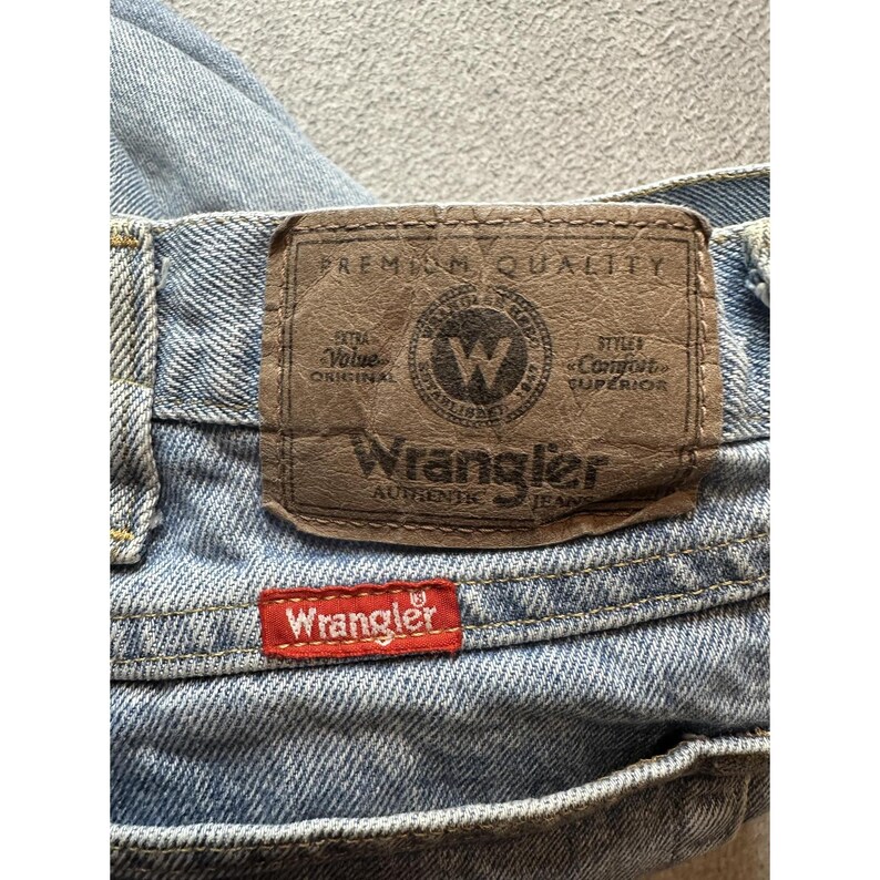 Wrangler Authentics Jeans Mens 34x32 (32x30) Light Wash Denim Straight Leg image 13