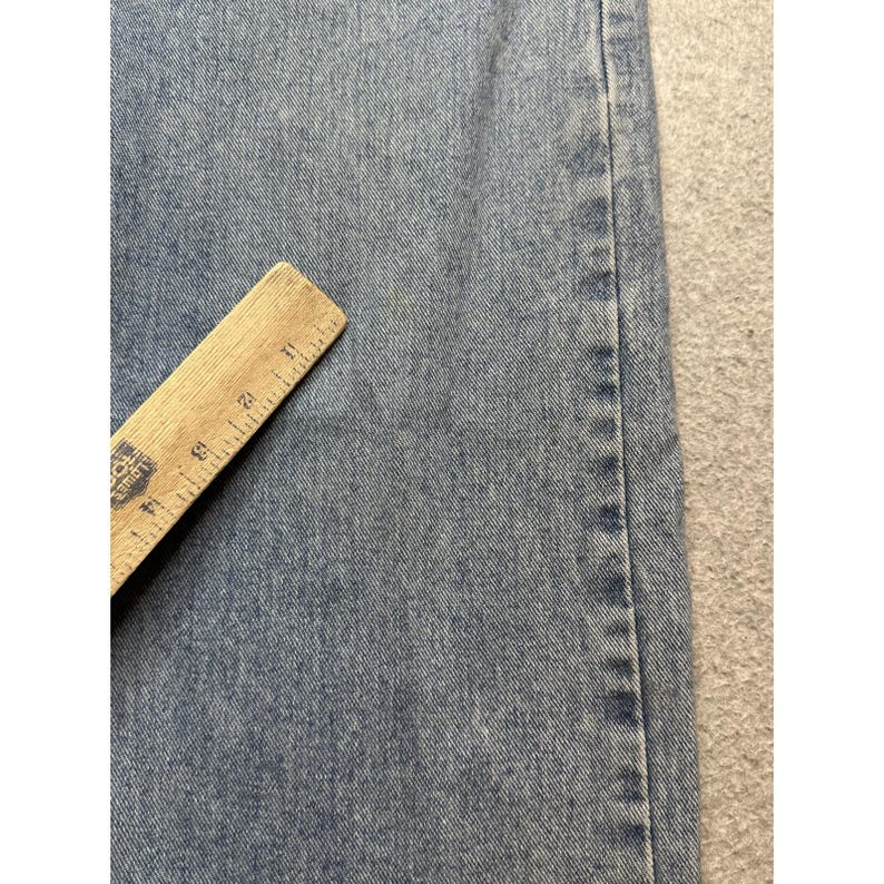 Wrangler Jeans Mens 36x32 Light Wash Relaxed Fit 97601SB Denim Straight Leg image 3