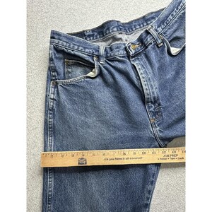 VTG Wrangler Jeans Mens 36x32 Blue Authentic Five Pocket Straight Denim 96501MR image 8