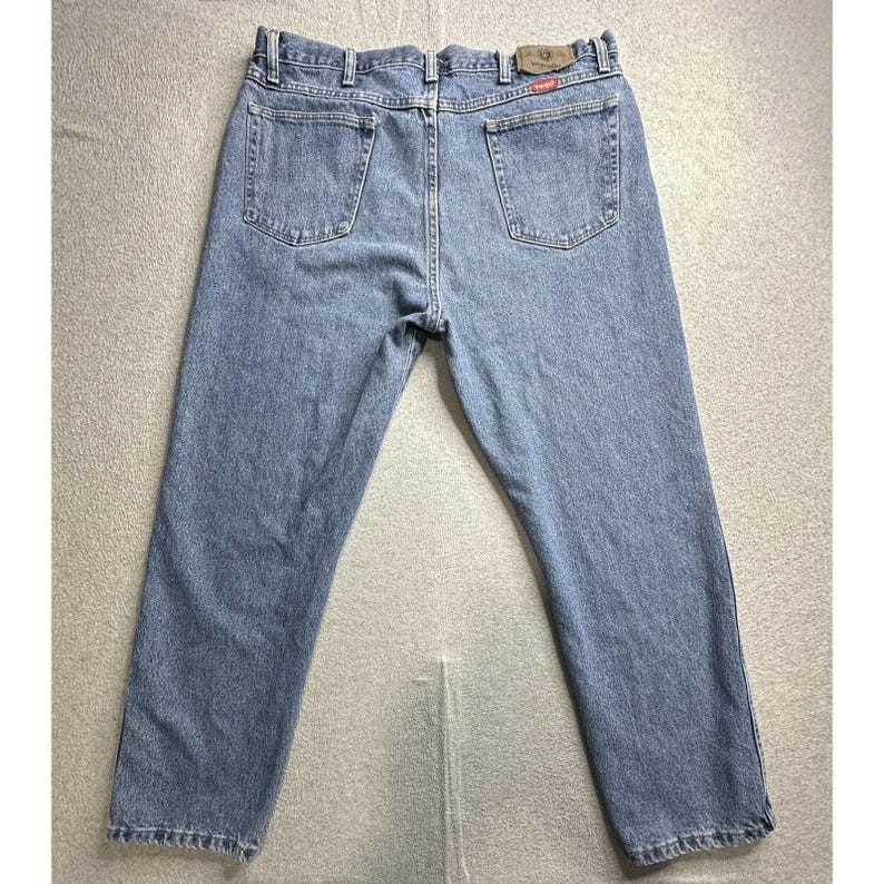 Wrangler Jeans Mens 40x30 Relaxed Fit Straight Leg YKK Zip Vintage Style Denim P image 1