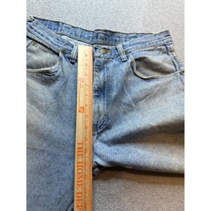 Vintage Wrangler Mens Jeans 34x30 (32x29) Light Wash Denim Relaxed Fit Made USA image 14