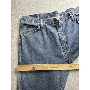 VTG Wrangler Jeans Mens 40x30 Blue 5 Pocket Relaxed Fit Denim Comfort 90s Y2K image 8
