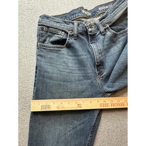 Wrangler Relaxed Fit Mens Jeans 32x32 (30x31) Blue Denim Distressed 10MGW25RI image 16