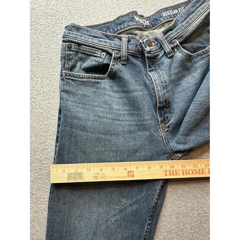 Wrangler Relaxed Fit Mens Jeans 32x32 (30x31) Blue Denim Distressed 10MGW25RI image 16