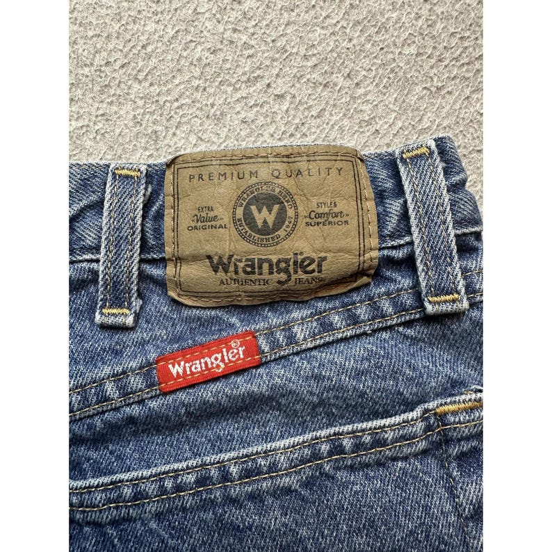 Wrangler Jeans Mens 36x32 (33x30) Blue Medium Wash Straight Leg Denim 96501DS image 13