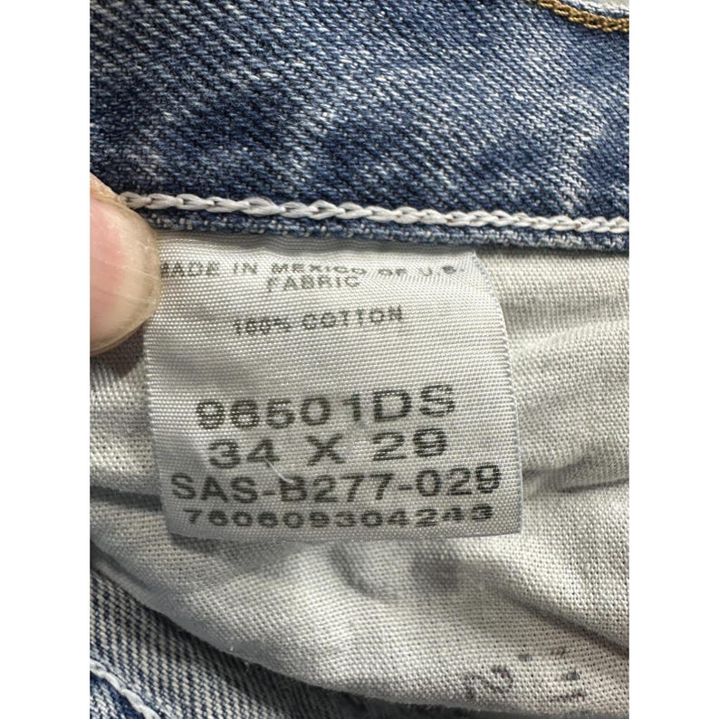 VTG Wrangler Jeans Mens 34x29 Blue Light Wash Denim 06501DS Straight Leg Zip Fly image 2