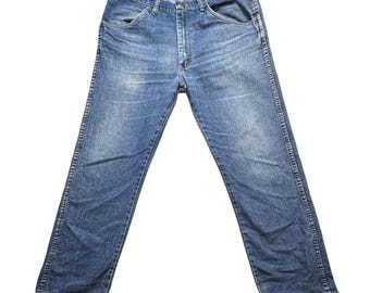 Wrangler Authentics Jeans Mens 34x29 (32x27) Medium Wash Blue Straight Leg Denim