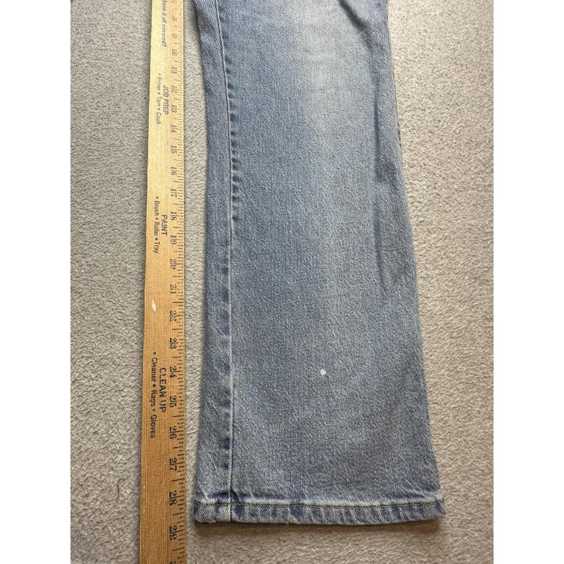 Wrangler Jeans Mens 36x30 (36x29) Light Wash Comfort Fit Stretch Denim Relaxed image 3