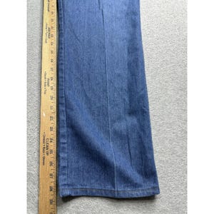 Wrangler Jeans Mens 38x30 Blue Classic Fit Straight Leg Denim Zip Fly Pants image 12