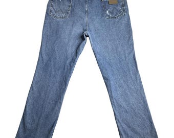 Wrangler H936GBK Cowboy Cut Jeans Mens 40x32 Medium Wash Blue Boot Denim Western