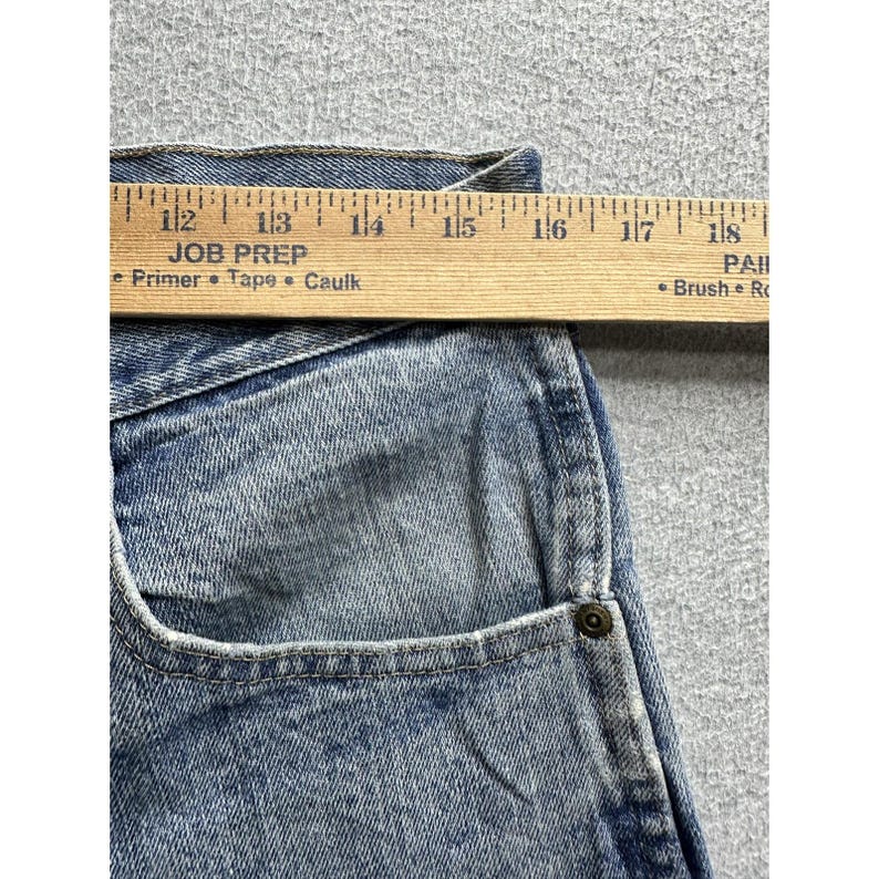 VTG Wrangler Blues WB902GI Jeans Mens 33x32 Blue Denim Light Wash Straight Leg image 5