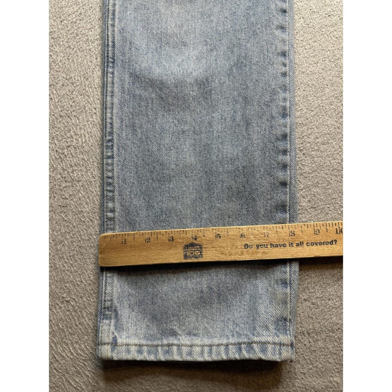 Wrangler Authentics Jeans Mens 34x32 (32x30) Light Wash Denim Straight Leg image 4