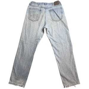 VTG Wrangler Jeans Mens 33x31 Light Wash Blue Straight Distressed Denim USA 90s image 1